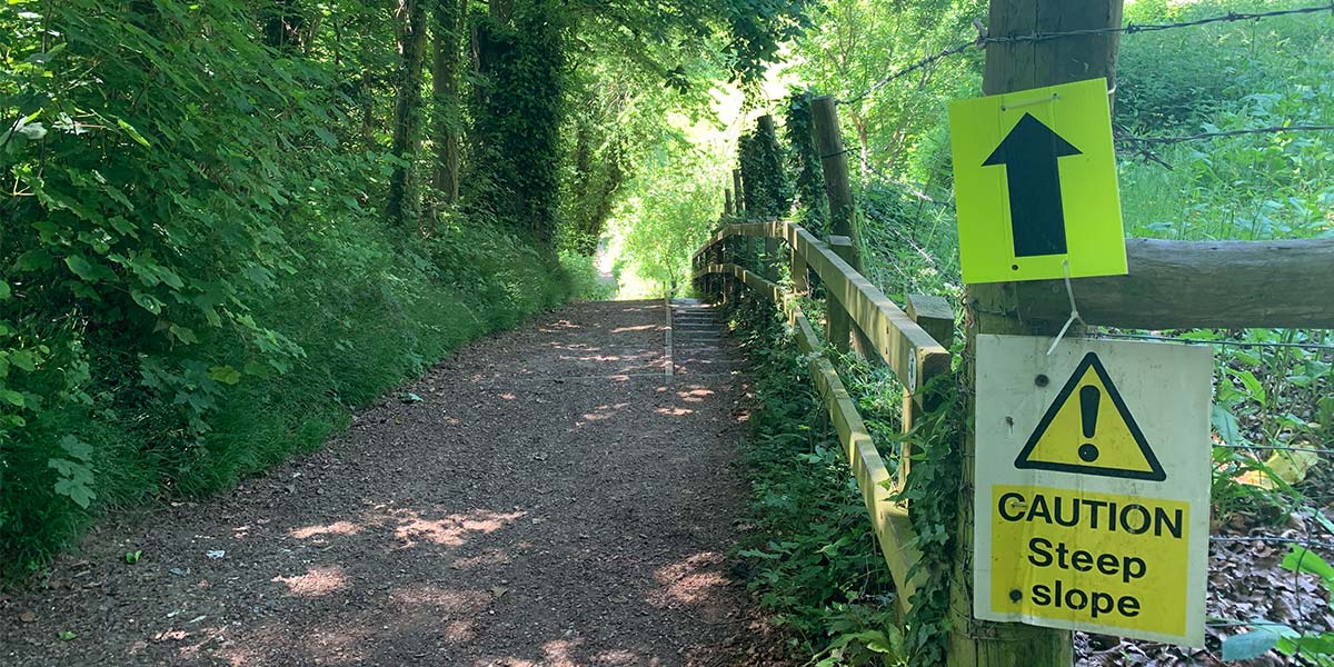 Cycling Thames Path steep slope