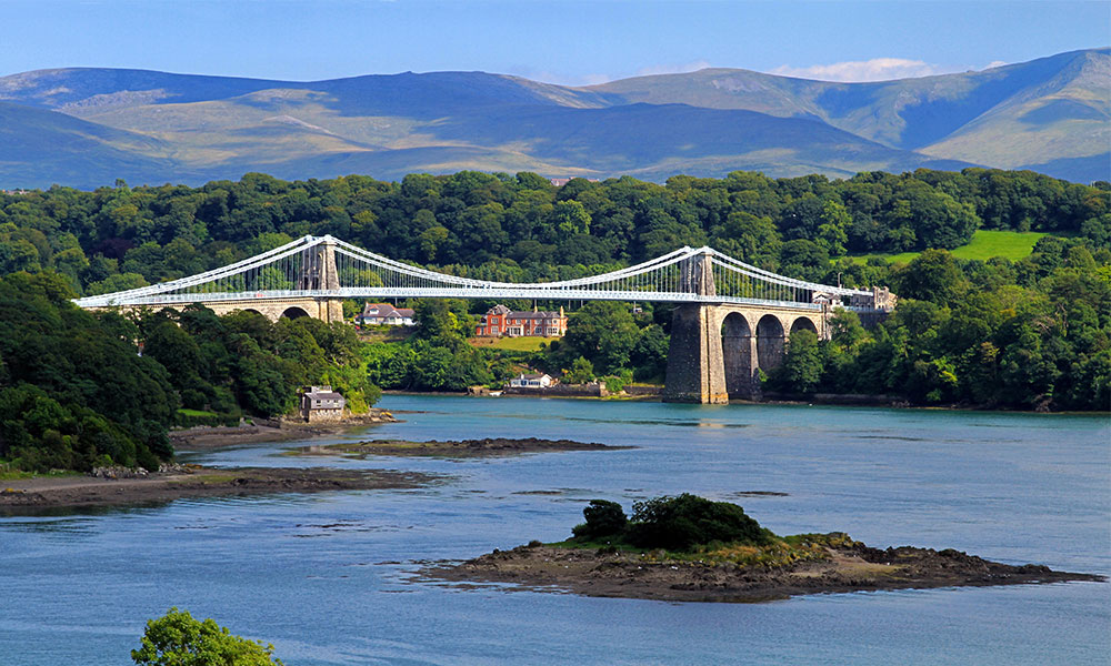 Menai Bridge Lôn Las Cymru&nbsp;