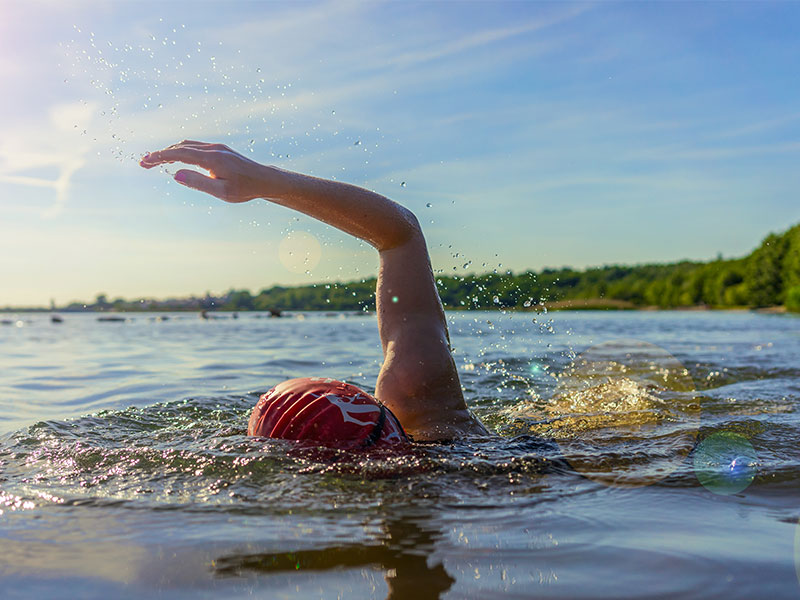 triathlon swimmer