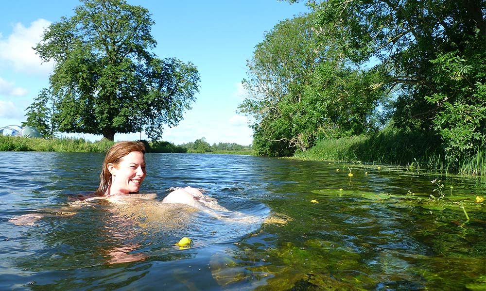 Wild swimming at Hoemill Bridge, River Chelmer, Essex