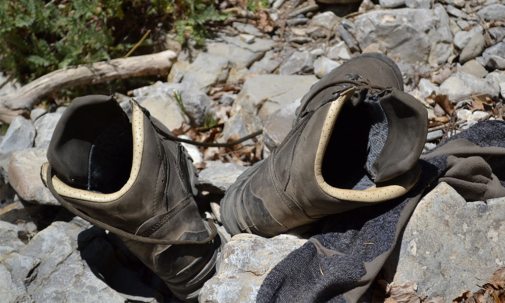 good walking shoes will prevent blisters 