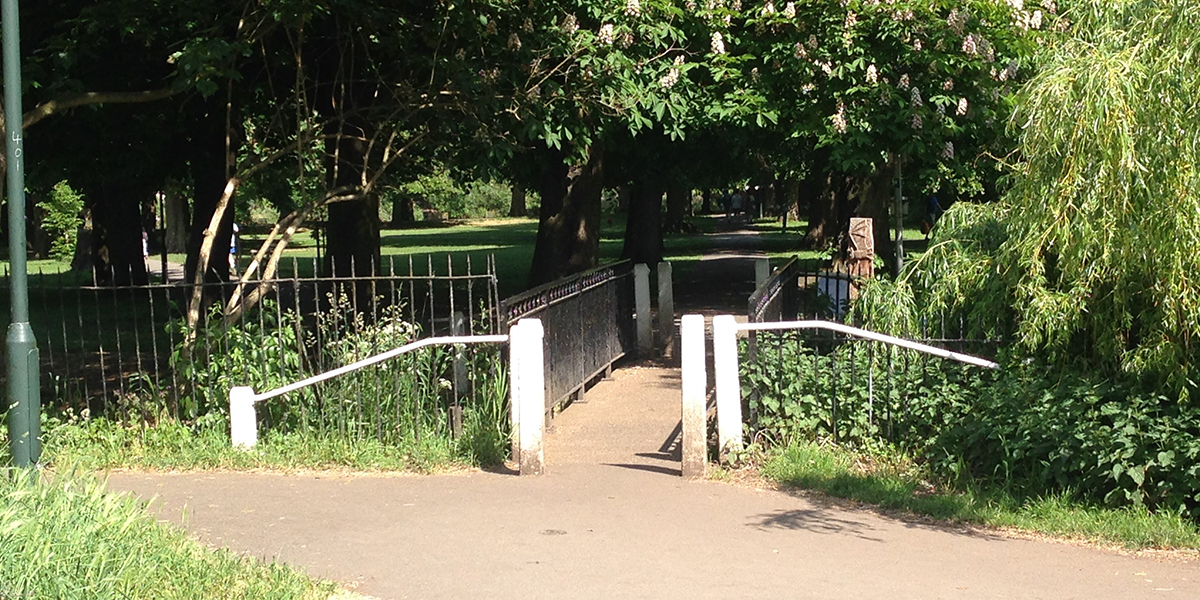 Over the little creek of to Barnes Village