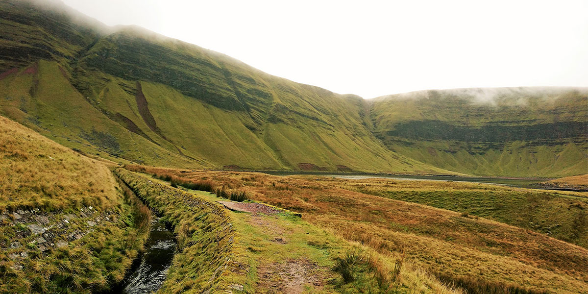Journey back to car park along riverside