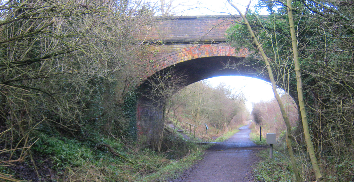 Bridge over Castle Eden Walkway - via Geograph  © Peter Robinson